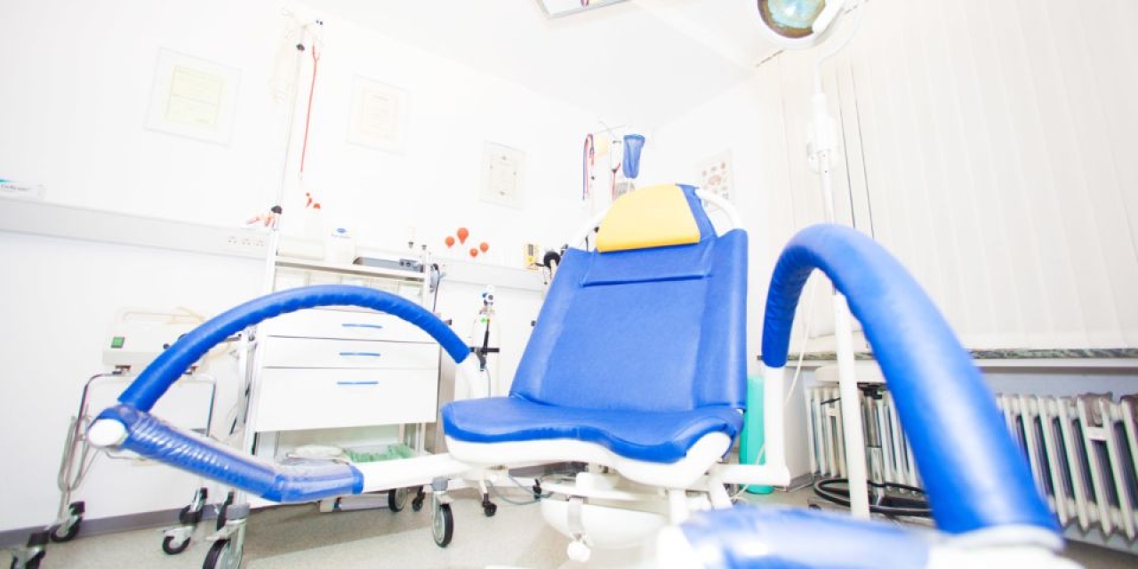 Die Klinik - Dominastudio TBZ in Esslingen